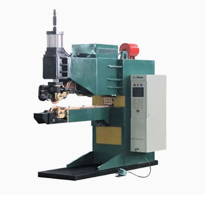 Automatic longitudinal storage tanks and cylindrical ring-shaped roll welding machines, long-arm roll welding machines. The manufacturer directly produces and sells the equipment.